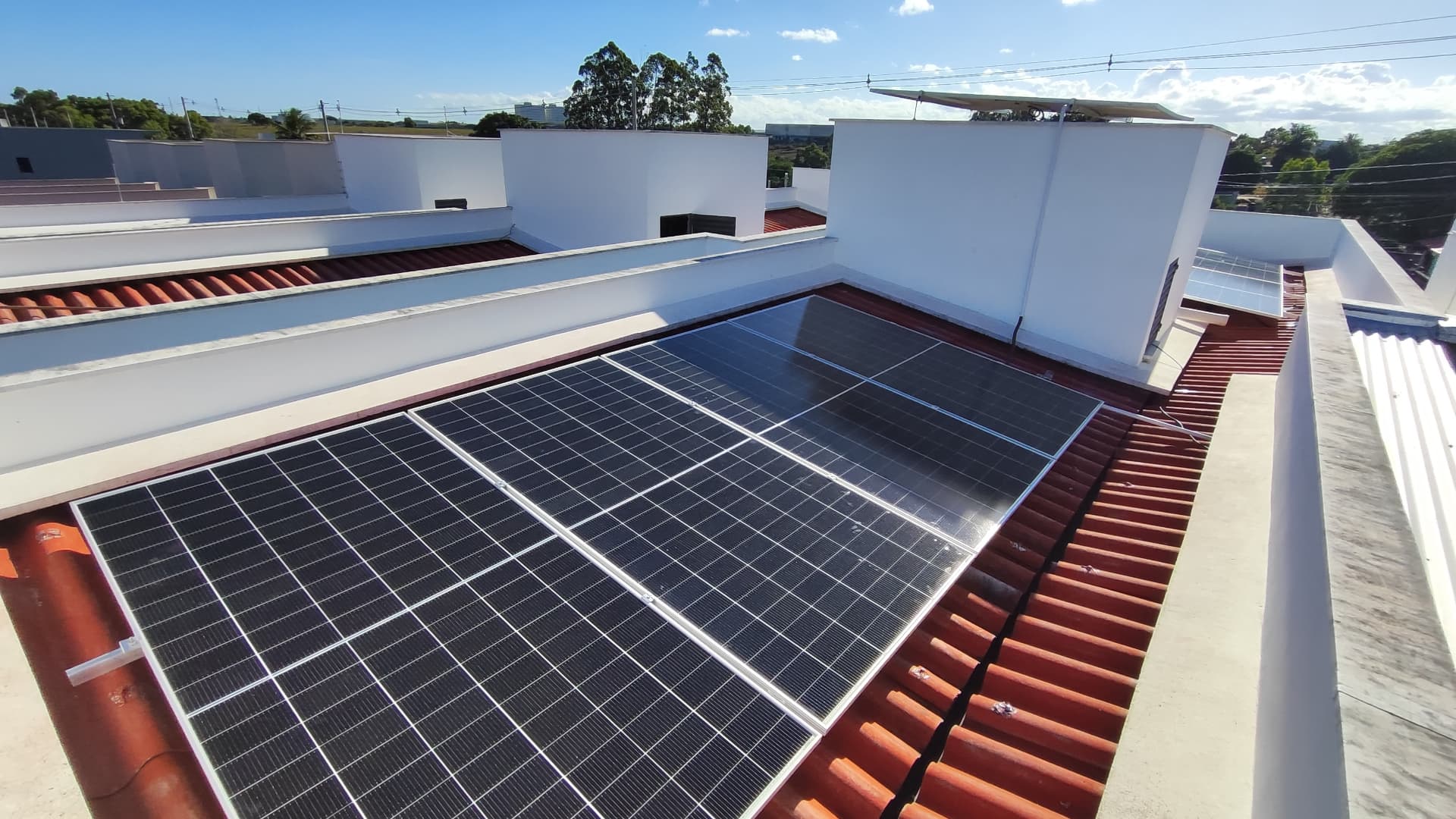 Energia solar pioneira no norte do es desde 2015